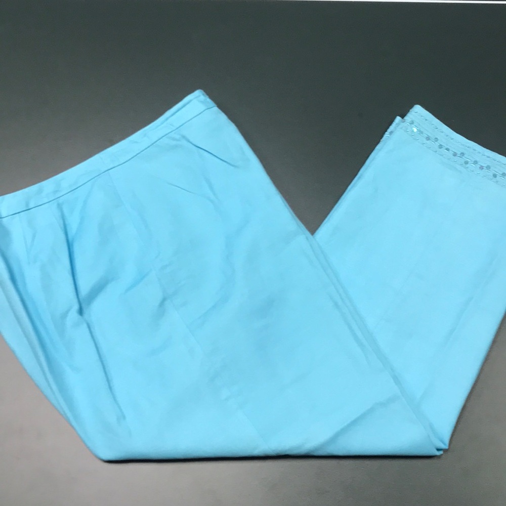 Turquoise linen lined pants.
